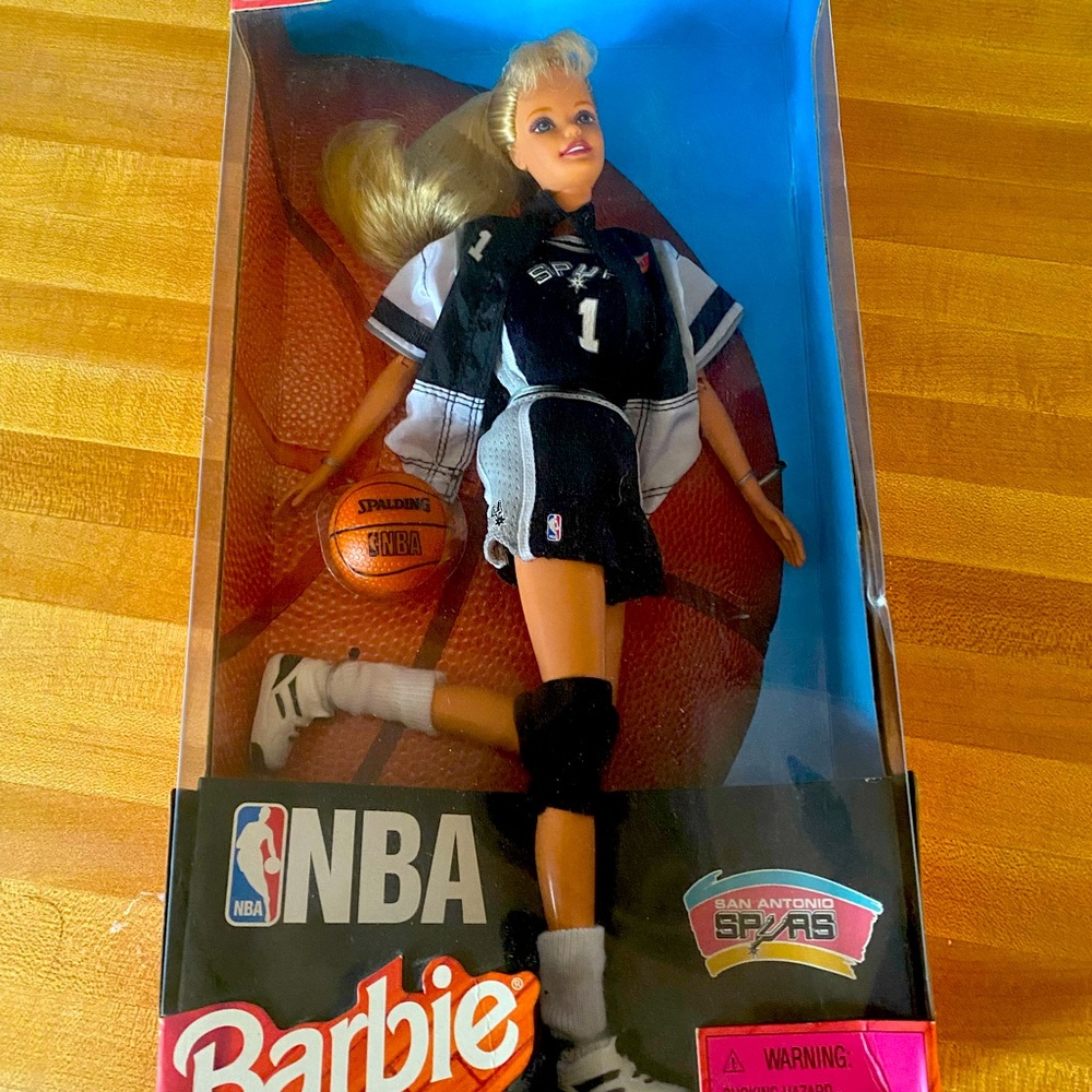 NBA 1998 San Antonio SPURS Barbie Mattel AuthenticVintage Fiesta Logo New In Box
